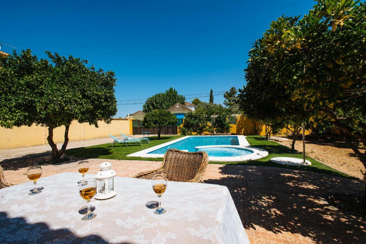 Villa Oasis Los Naranjos Con Jacuzzi 15 Min Sevilla Almensilla Экстерьер фото